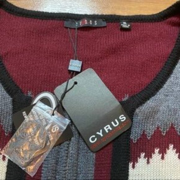 Cyrus Cardigan Sweater Size XL NWT - Picture 8 of 10